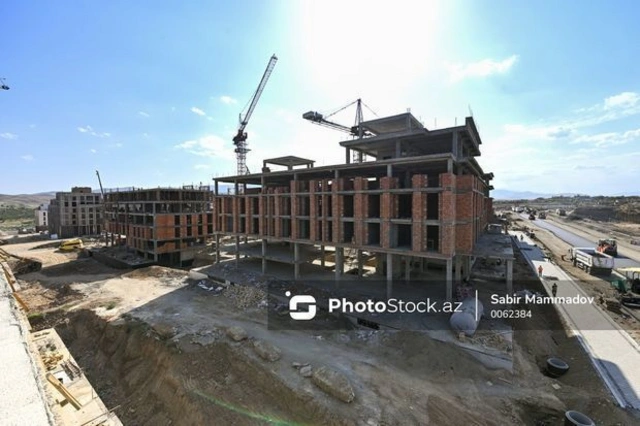 MİDA Füzuli və Cəbrayılda yaşayış kompleksləri inşa edir, Xocalıda 15 yaşayış binasını yenidən qurur