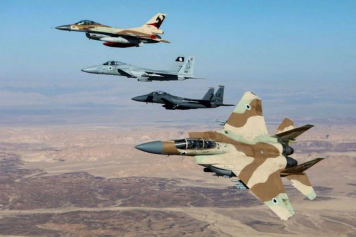 Израильские истребители нанесли удары по объектам "Хезболлах" на юге Ливана - ВИДЕО