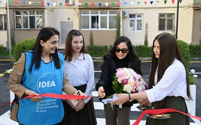 Bakıda Leyla Əliyevanın iştirakı ilə növbəti abad həyətlər sakinlərin istifadəsinə verilib - FOTO