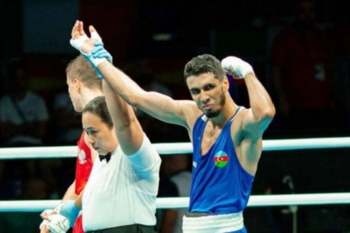 Азербайджанский боксер стартовал с победы на чемпионате Европы