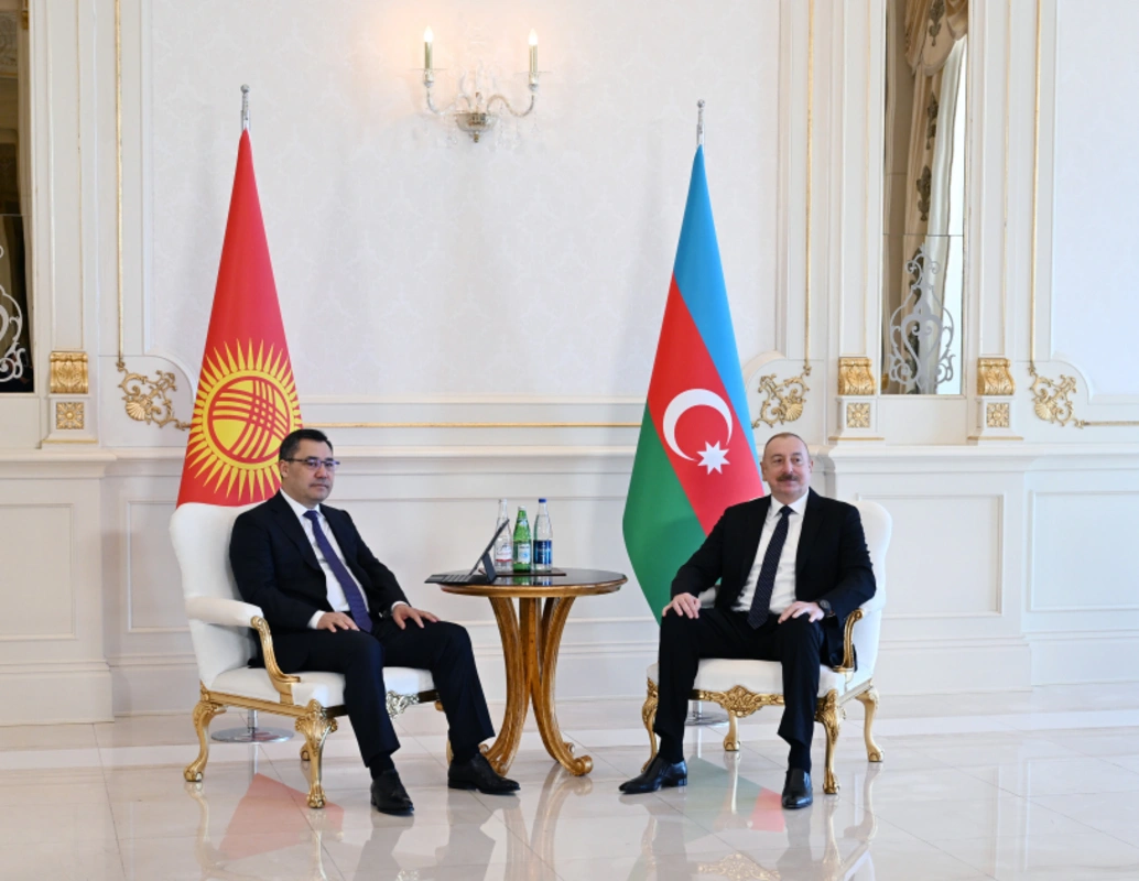 Состоялась встреча президентов Азербайджана и Кыргызстана в узком составе - ОБНОВЛЕНО + ФОТО