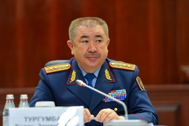 В Казахстане по делу о массовых беспорядках задержали экс-главу МВД