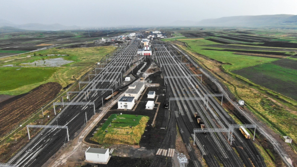 Bakı-Tbilisi-Qars dəmir yolu xəttində modernləşdirmə işləri başa çatıb - MÜSAHİBƏ + FOTO