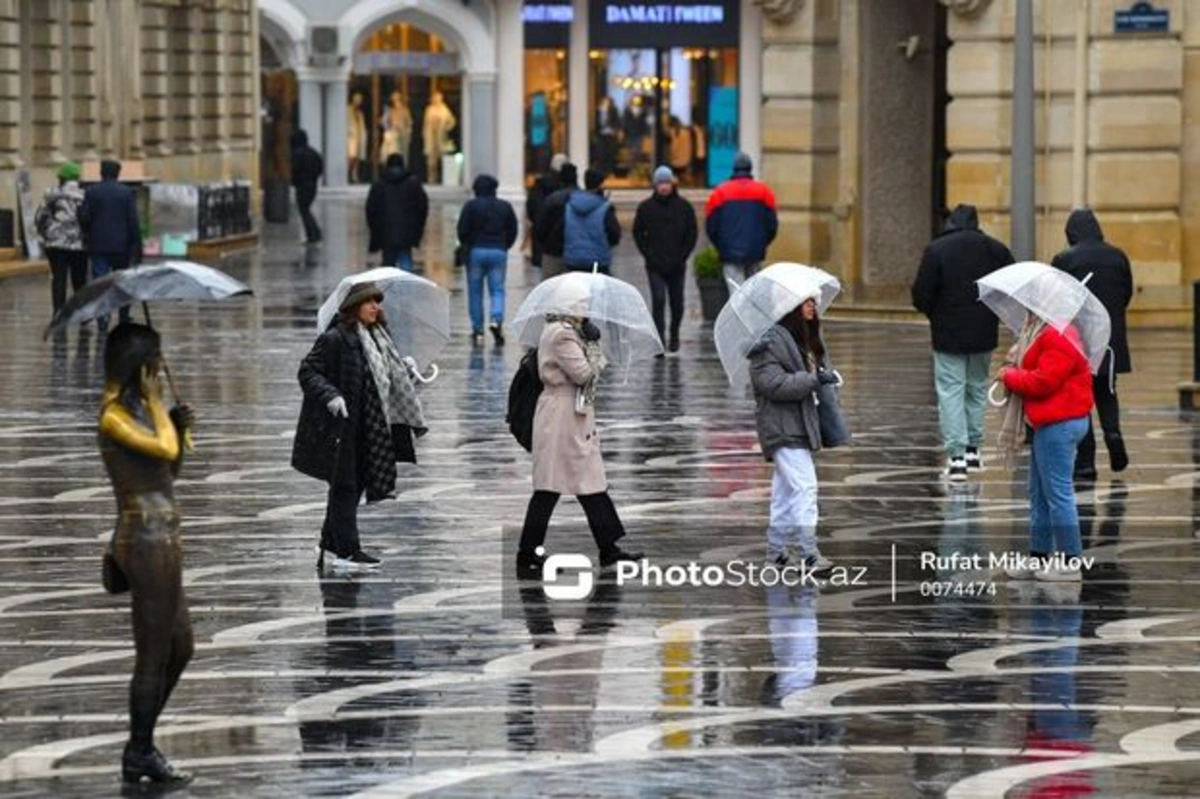В Азербайджане сохранится ветреная погода, ожидаются паводки