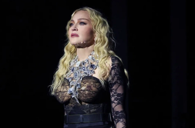 Madonnanın ən böyük pulsuz konserti baş tutub - VİDEO