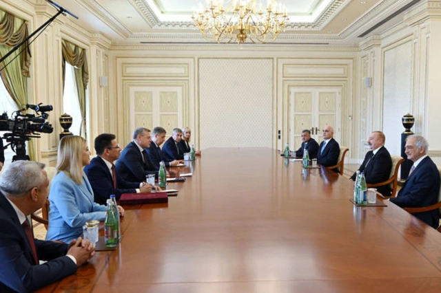 Ильхам Алиев принял губернатора Астраханской области Российской Федерации - ОБНОВЛЕНО + ФОТО