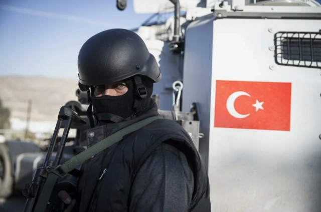 В Турции задержали 30 подозреваемых в связях с ИГ - ВИДЕО