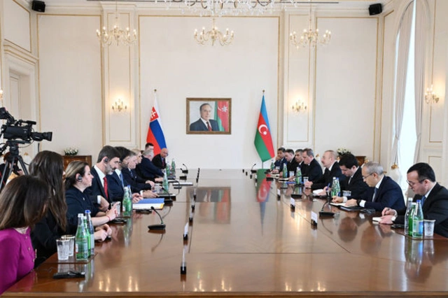 Состоялась встреча Ильхама Алиева с премьер-министром Словакии в расширенном составе - ОБНОВЛЕНО + ФОТО/ВИДЕО