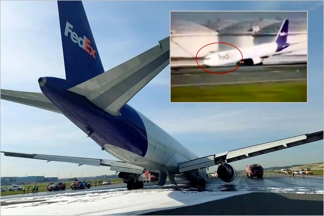 В Турции самолет совершил аварийную посадку с невыпущенным шасси - ФОТО/ВИДЕО