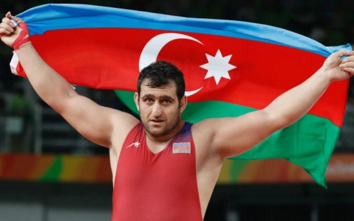 Azərbaycanın ağır çəkidə çıxış edən güləşçisi də olimpiadaya lisenziya qazanıb - YENİLƏNİB + FOTO