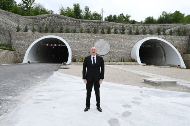Президент принял участие в открытии первого тоннеля на трассе Ахмедбейли-Физули-Шуша - ОБНОВЛЕНО + ФОТО/ВИДЕО