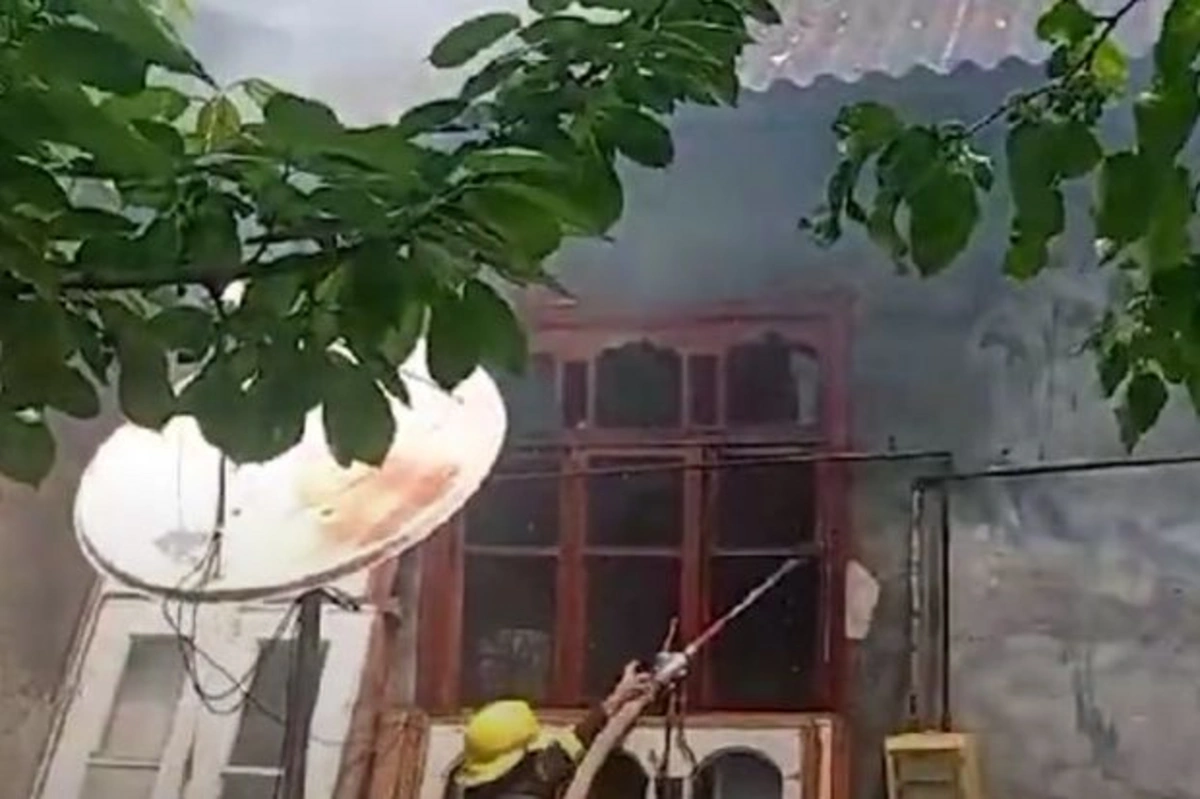 В Агдаше произошел пожар в частном доме - ВИДЕО