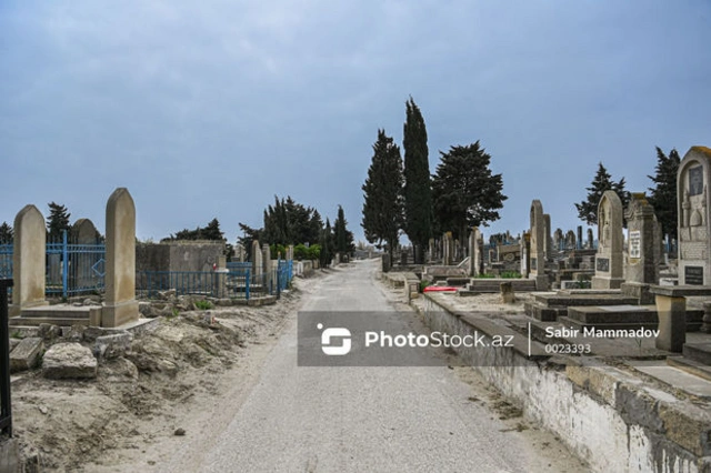 На одном из бакинских кладбищ будут установлены камеры наблюдения - ВИДЕО