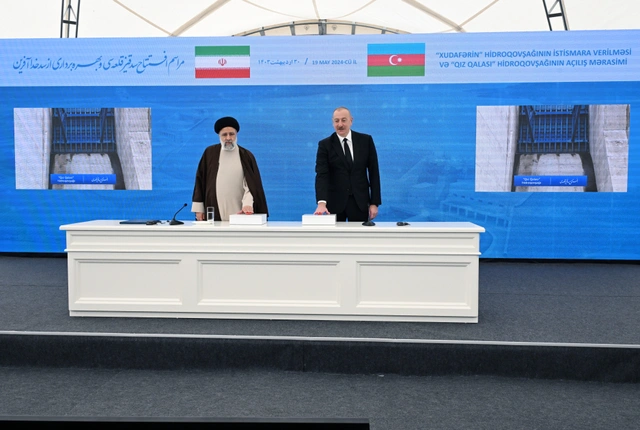 Президенты Азербайджана и Ирана на церемонии открытия двух гидроузлов