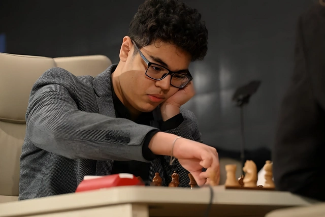 Айдын Сулейманлы обыграл армянского шахматиста и вошел в топ-13 на Sharjah Masters