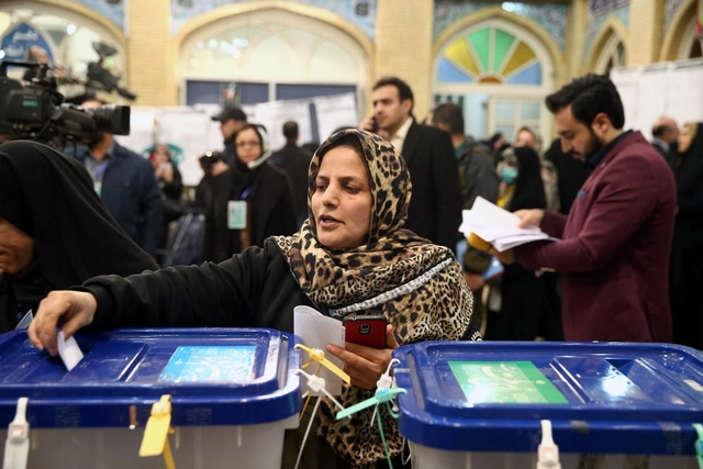 Названо время проведения внеочередных выборов президента Ирана