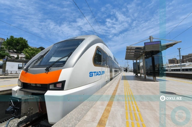 С пассажиров поезда Баку - Хырдалан - Сумгайыт взимается дополнительная плата?