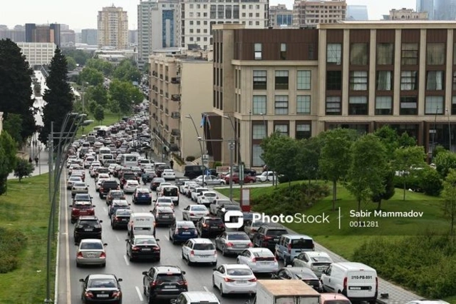На каких улицах столицы наблюдаются транспортные заторы?