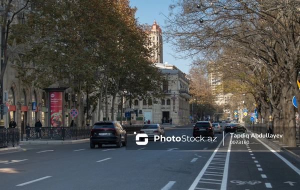 На одной из главных улиц Баку движение транспорта будет ограничено