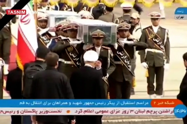 Тела президента Ирана и других погибших в результате крушения вертолета доставлены в Тегеран