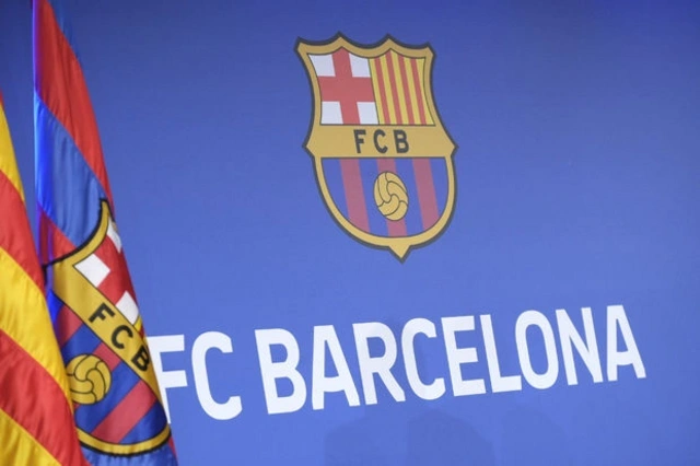 СМИ: "Барселона" должна погасить 1,4 млрд евро долга по кредитам