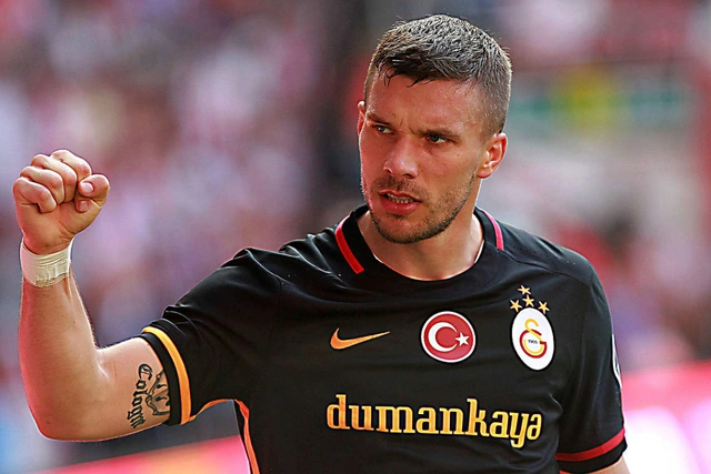 "Qalatasaray"ın keçmiş ulduzu Lukas Podolski 180 milyon avro sərvət əldə edib
