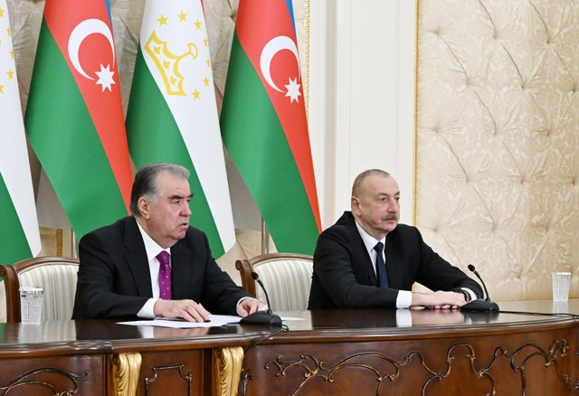 Эмомали Рахмон: С оптимизмом смотрим на развитие таджикско-азербайджанских взаимоотношений