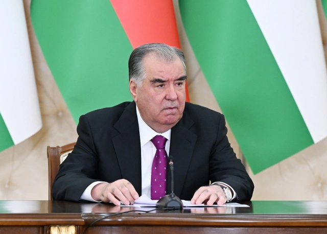 Президент Таджикистана: Удовлетворены уровнем сотрудничества с Азербайджаном в сфере безопасности
