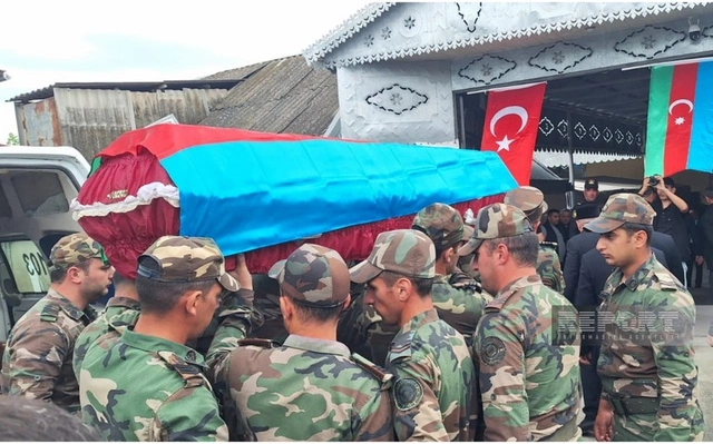 В Агсуинском районе похоронен шехид первой Карабахской войны Нуху Мустафаев