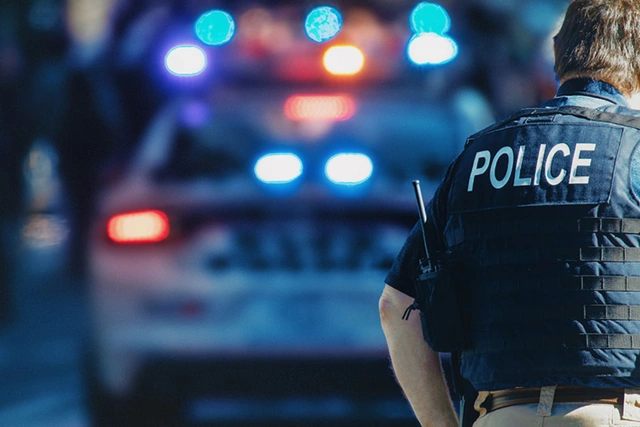 ABŞ sakini polis bölməsinə aparıldı, külli miqdarda pul qazandı