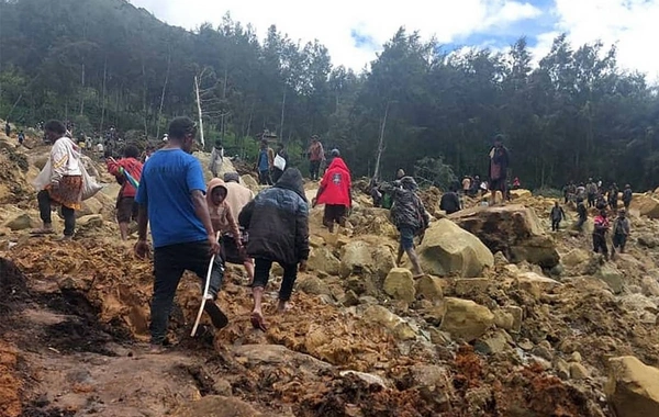 В результате оползня в Папуа - Новой Гвинее погибли более 300 человек