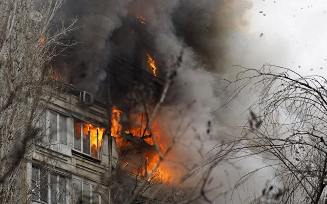 В Худате произошел взрыв в жилом доме