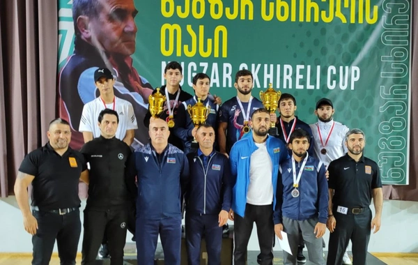 Юные азербайджанские борцы триумфально выступили на турнире в Грузии