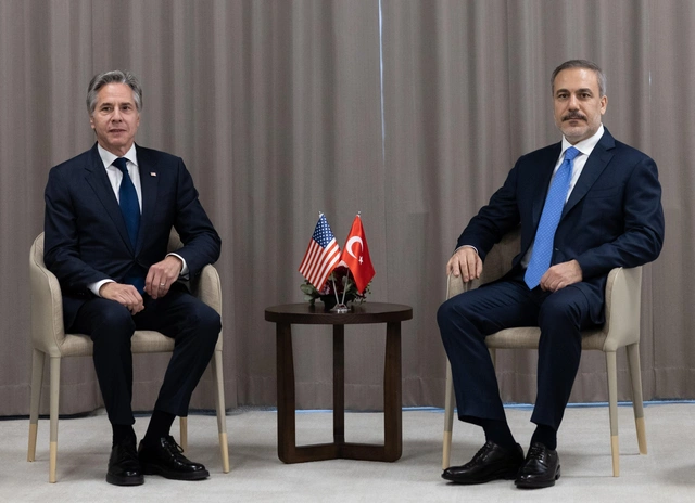 Глава МИД Турции провел встречу с госсекретарем США