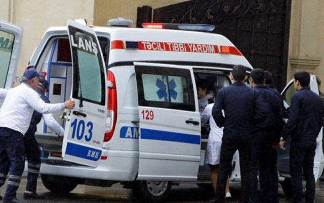 Deputat: "Bakıda 18 min nəfərə bir ambulans düşür"