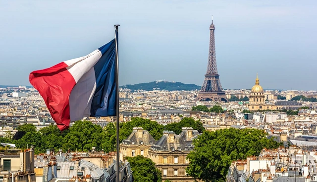 S&P понизило кредитный рейтинг Франции на фоне негативных экономических прогнозов