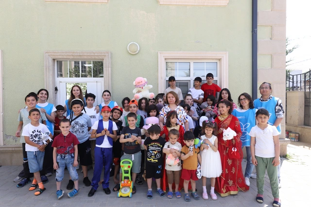 IDEA организовало для детей очередную акцию в рамках кампании "Поделись радостью"