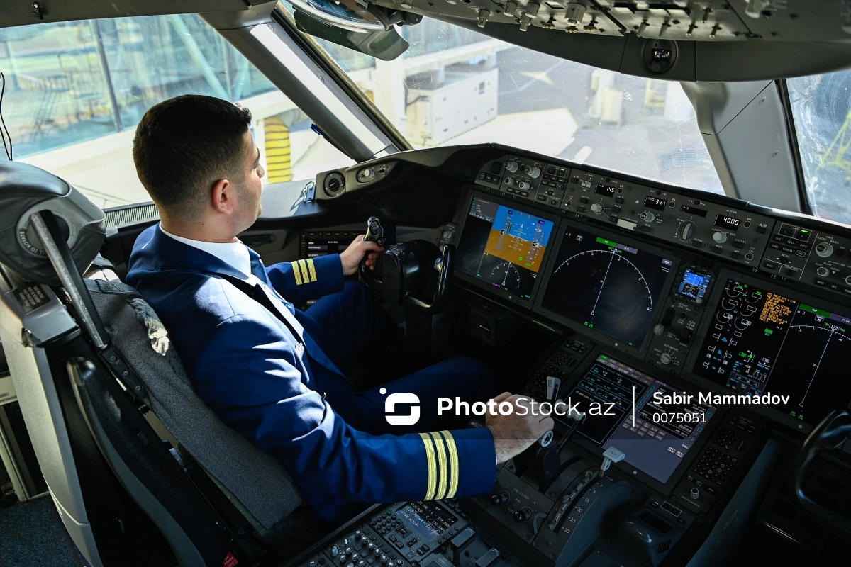 Bir sıra mülki aviasiya işçiləri təltif olundular