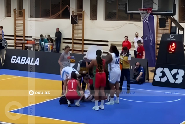 Azərbaycanın qadın basketbolçusu oyunda ciddi zədə alıb