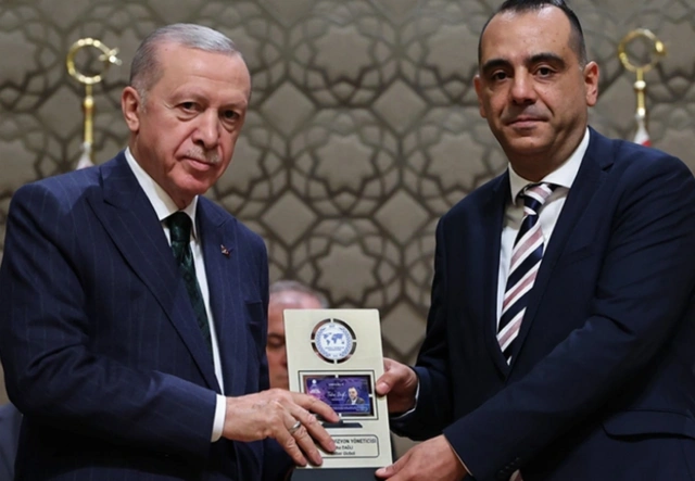 Президент Турции вручил Haber Global награду "Лучший новостной канал года"