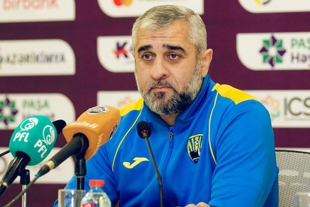Главный тренер ФК "Кяпаз" прокомментировал вероятность ухода из команды