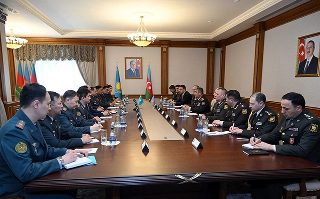 Подписан документ о военном сотрудничестве между Азербайджаном и Казахстаном