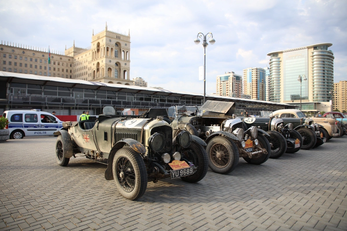 Bakıda ilk dəfə "Peking to Paris Motors Challenge" yarışı baş tutub