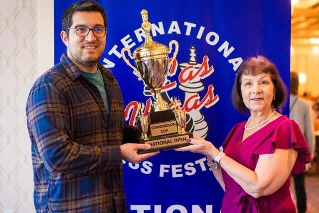 Азербайджанский гроссмейстер триумфально выиграл турнир в США