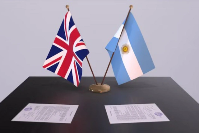 Аргентинский МИД предложил Лондону переговоры о судьбе Мальвинских островов
