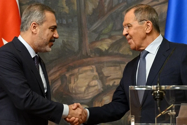 Лавров и Фидан обсудили ситуацию на Южном Кавказе