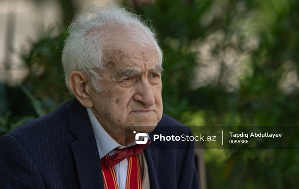 Bakıxanovların 93 yaşlı nümayəndəsi: "Dedilər, evinizdən İran şahının məktubları çıxıb"