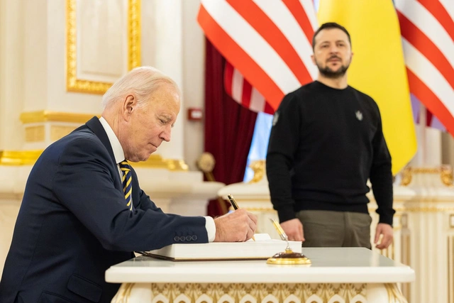 ABŞ və Ukrayna arasında təhlükəsizlik paktı imzalandı