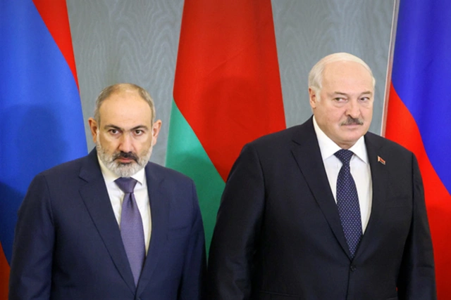 Пашинян разозлился на Лукашенко и запретил чиновникам посещать Беларусь