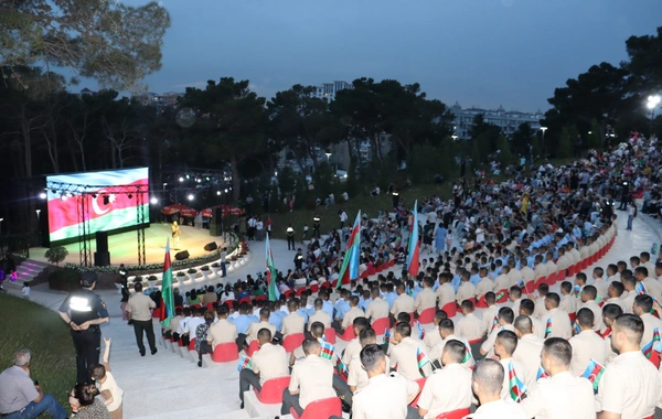 Xətai rayonunda 15 iyun - Milli Qurtuluş Günü münasibətilə konsert proqramı təşkil olunub